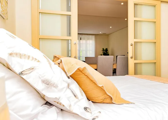 Velazquez Suites