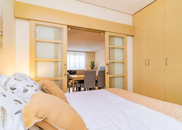 Velazquez Suites